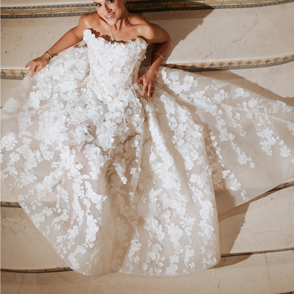Strapless Floral Lace A-Line Wedding Dress in Ivory - Picture 7 of 7